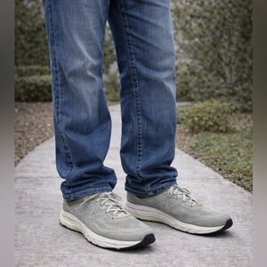 Men’s New Balance Fresh Foam 860 Olive Running Shoes Size 15